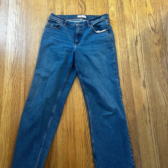 Abercrombie and Fitch Low Rise Baggy Jean MEDIUM WASH 10L 30L - Picture 2 of 4